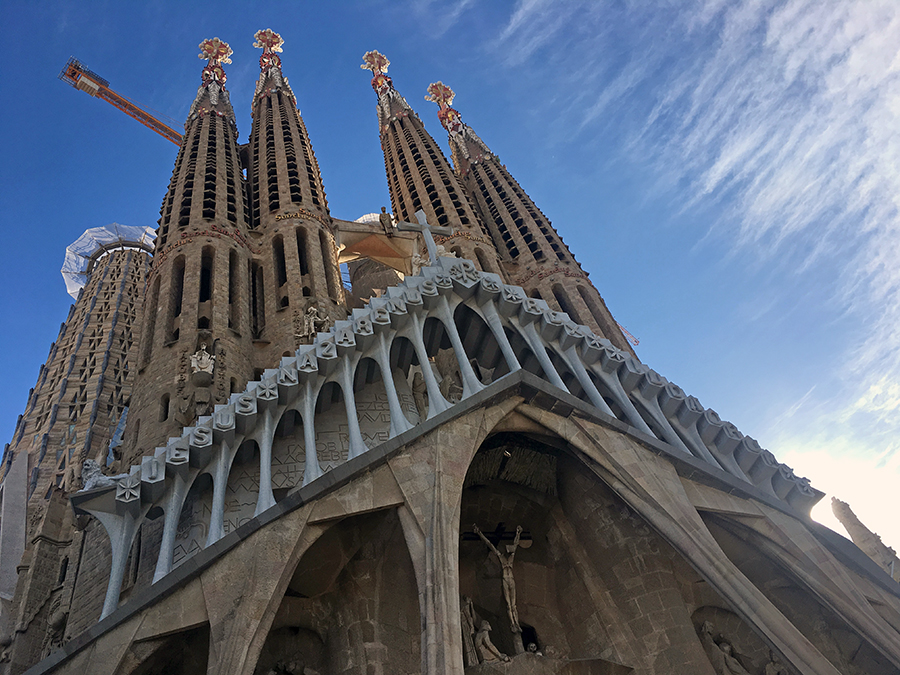 Die 'Weihnachtsfassade' der Sagrada Família.