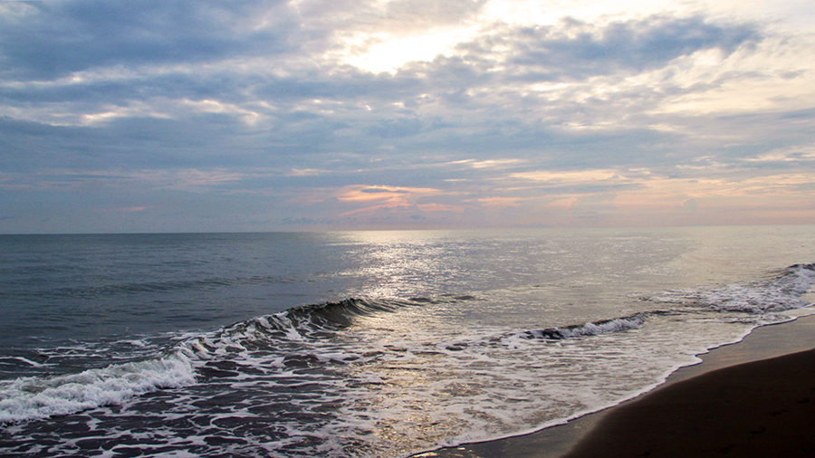 Und ja, postkartenschöne Sonnenuntergänge am Strand kann Costa Rica natürlich auch!