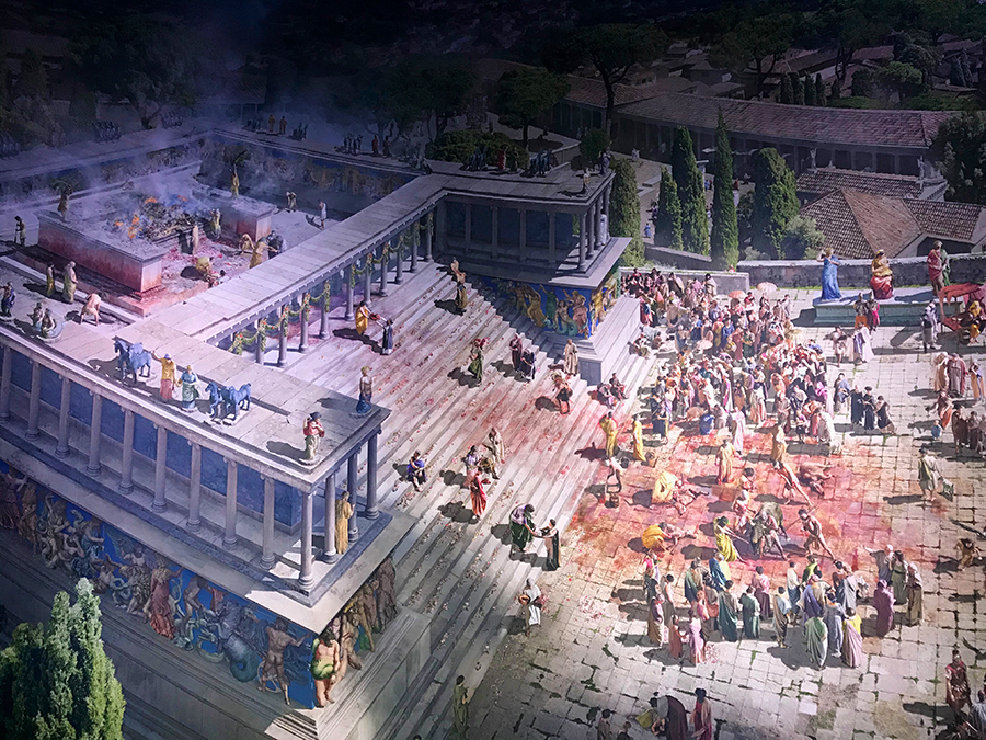Der Pergamon-Altar in Action: Tagsüber bringen zahlreiche Menschen Tieropfer dar, um die Götter gnädig zu stimmen.