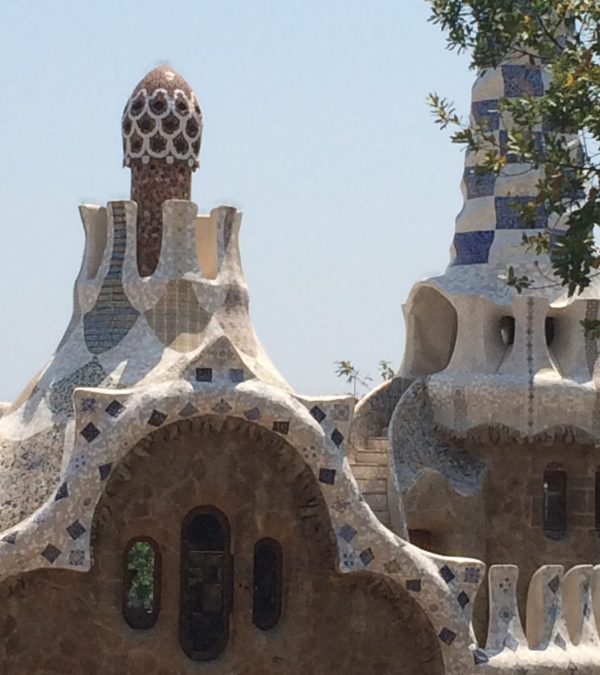 Die wunderschönen Häuser im Park Güell