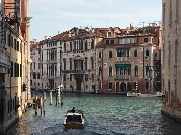 Unterwegs in Venedig, der zauberhaften Lagunenstadt ein Italien.