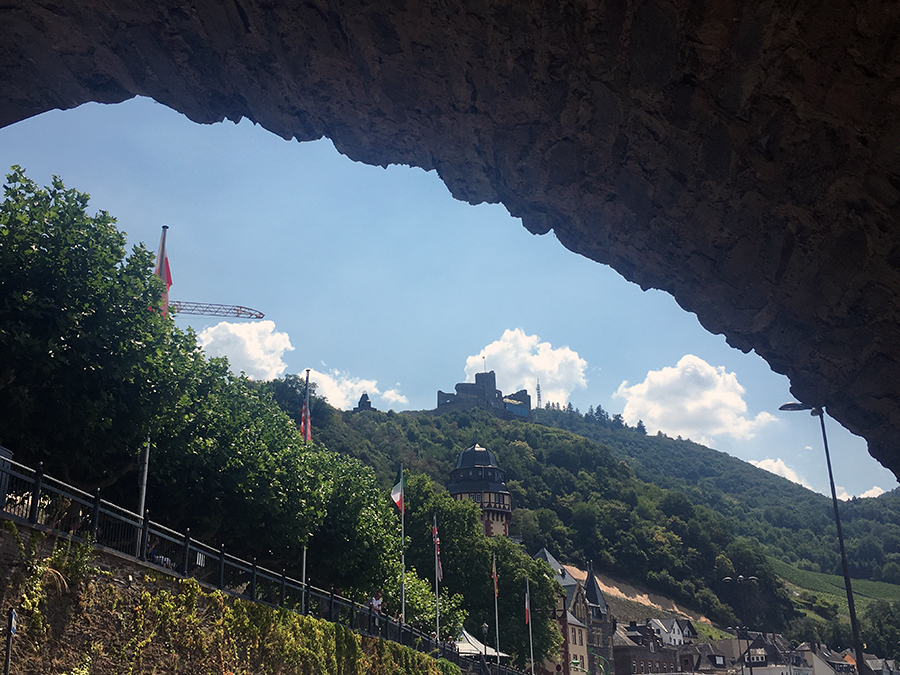 Die Burg 'Landshut' in Bernkastel-Kues.