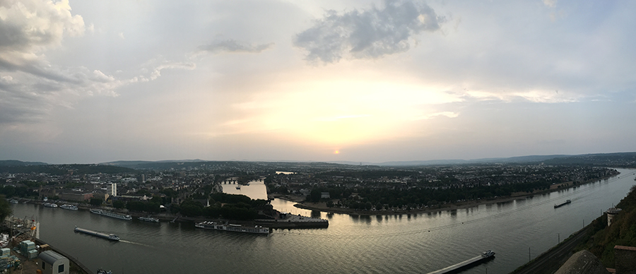 Panoramasicht auf das deutsche Eck in Koblenz.