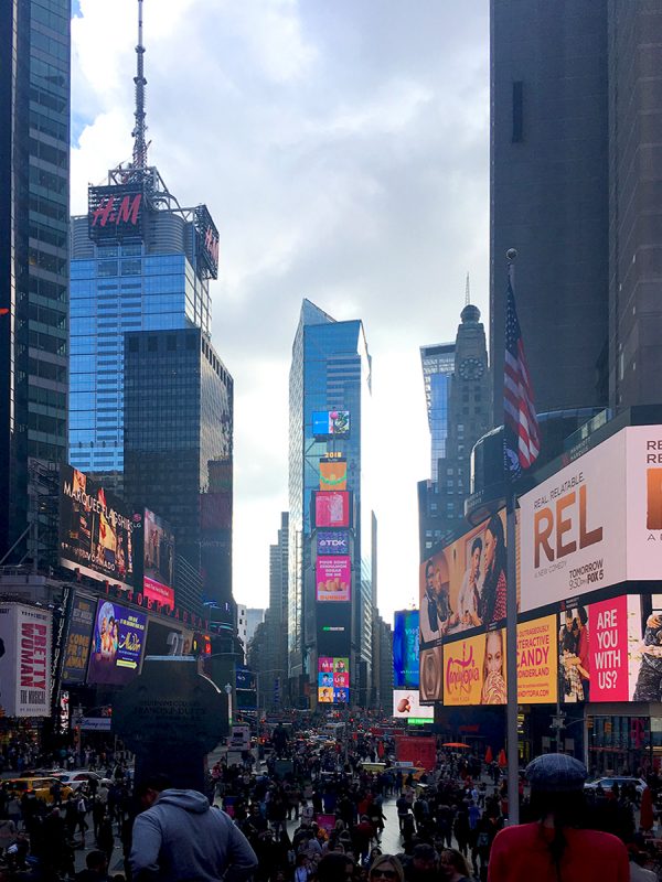 Der Times Square am Broadway in New York City.