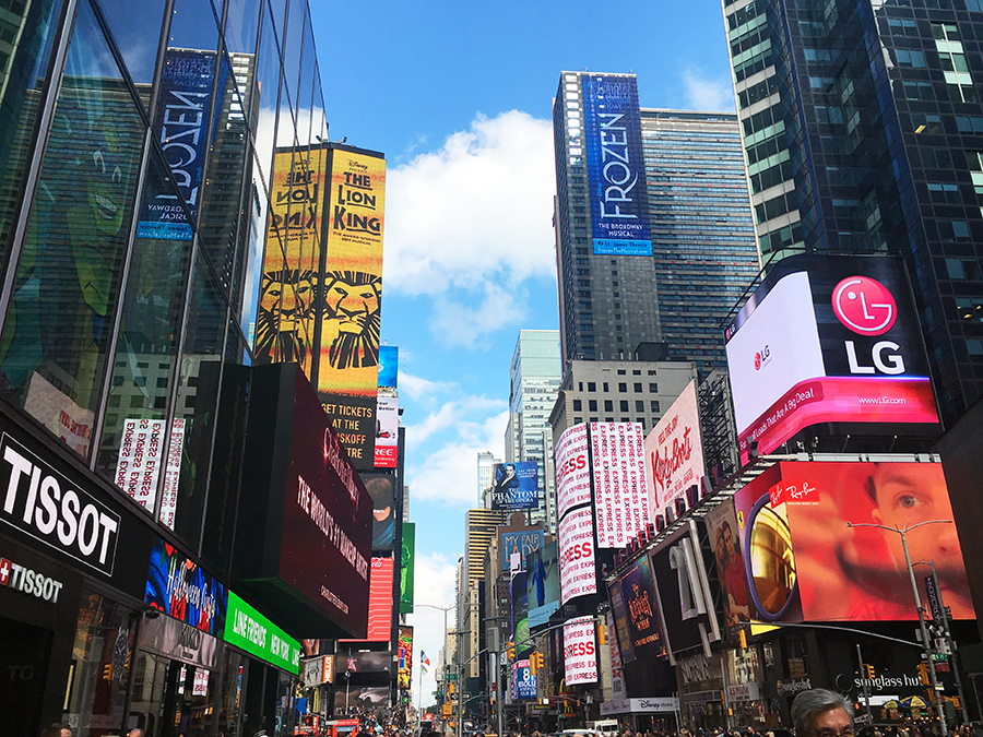 Besuchermagent Nr. 1 in New York City: Der bunte und lebendige Times Square