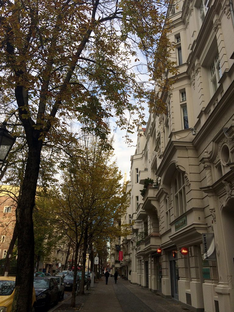 Die Fasanenstraße in Berlin - bekannt als ehemalige Luxusmeile und über die Jahre das Zuhause vieler Dichter, Denker und Künstler.