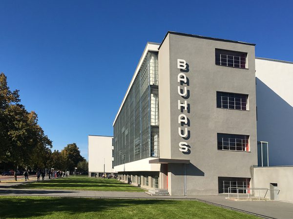 Das berühmte Bauhaus-Gebäude in Dessau.