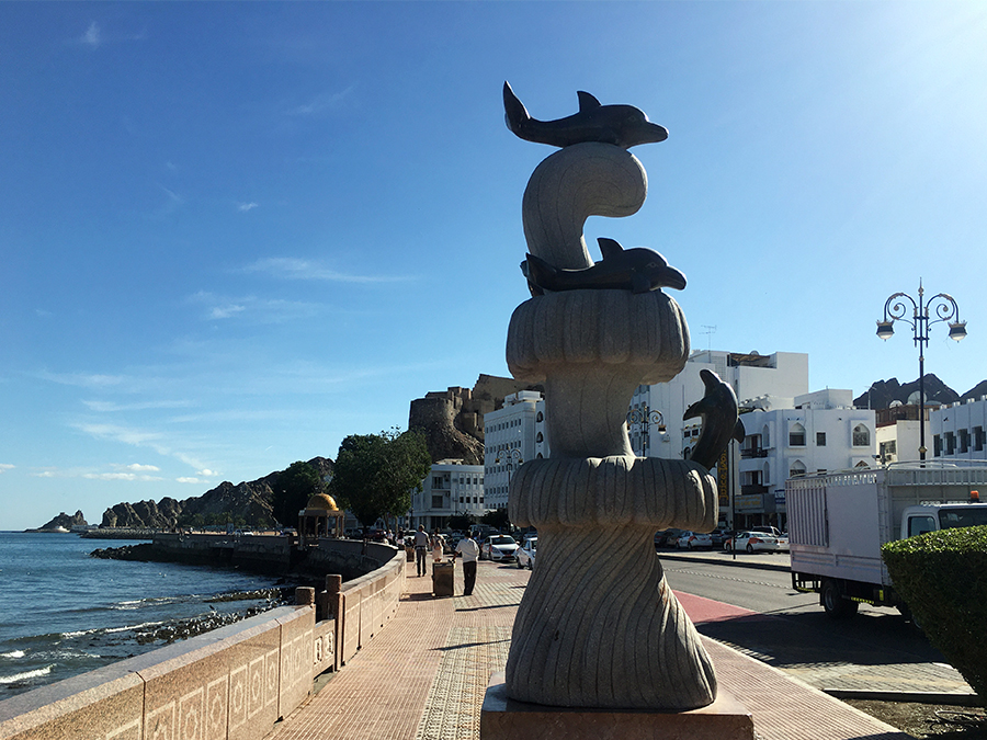 ...auf der Corniche, der Promenade, von Maskat.