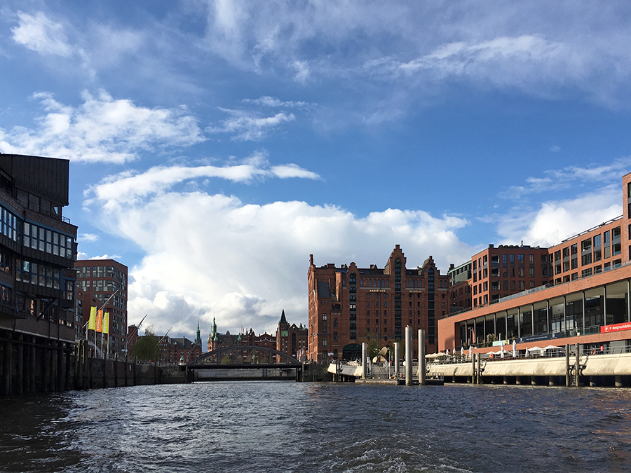 Auf dem Weg in die Speicherstadt...