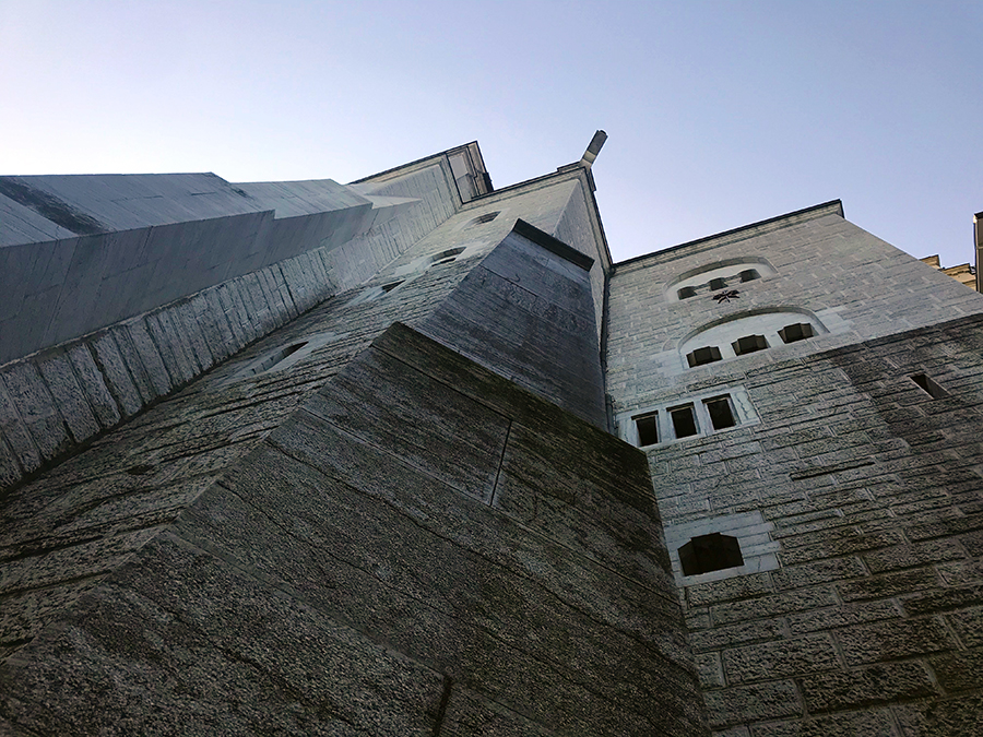 Einmal anfassen, das Schloss Neuschwanstein... tapp!