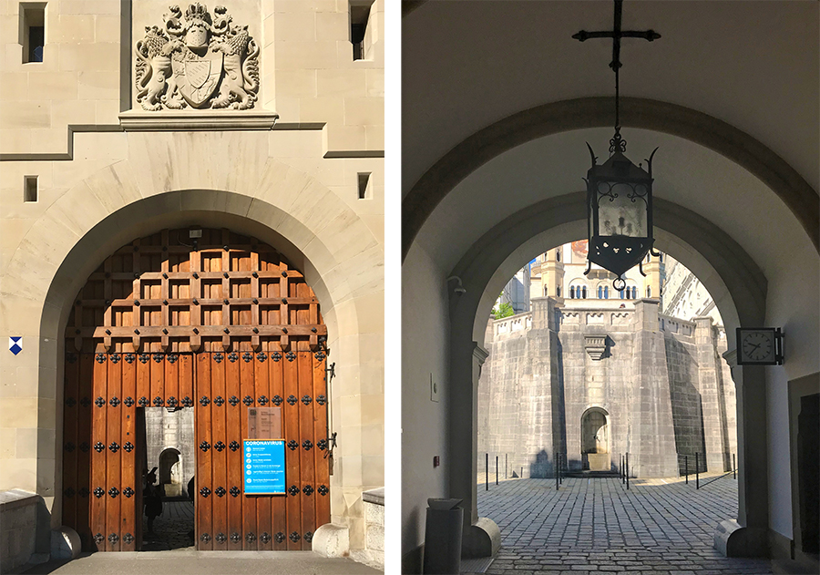 Wie es sich für ein zünftiges Schloss gehört: Der Zutritt erfolgt durch ein beeindruckendes Eingangstor, und dahinter ist schon der Innenhof sichtbar.