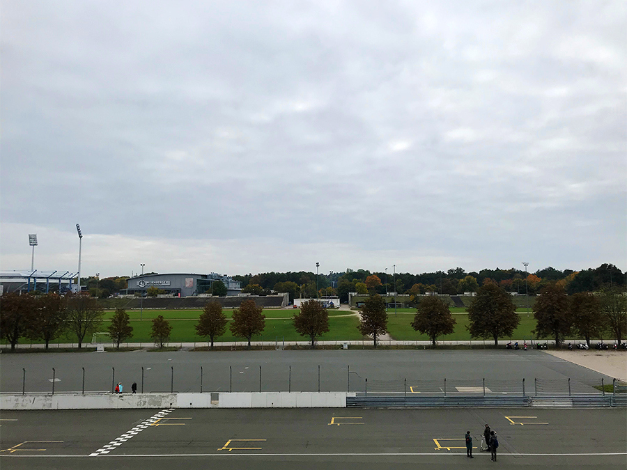 Heute ist es ruhig auf dem Zeppelinfeld.