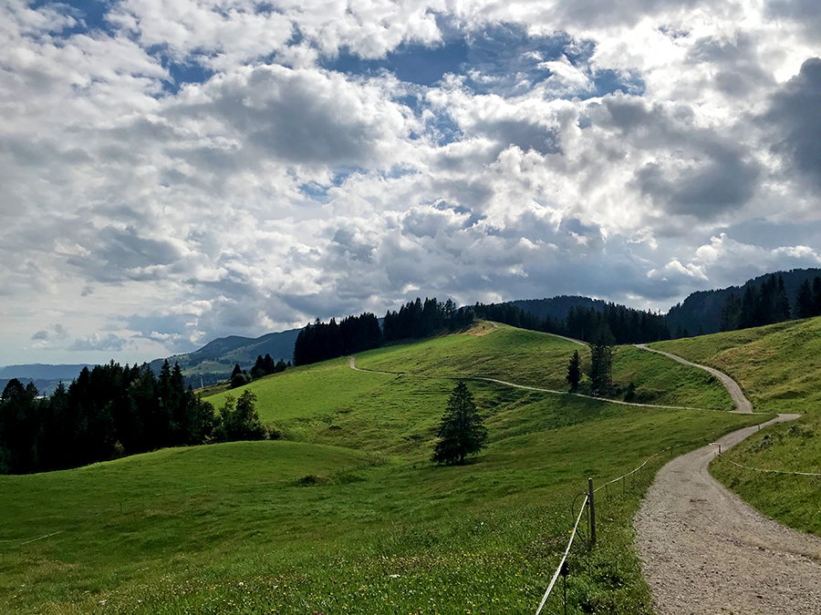 ...auch wenn die Wolken heute tief hängen!