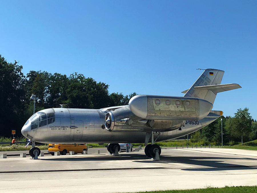 Was sind das für beeindruckende Flugmaschinen! Wahnsinn, die mal so aus der Nähe zu sehen.